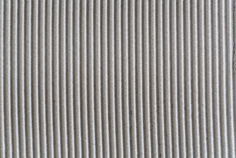 Lepidlo nanášejte v pruzích.