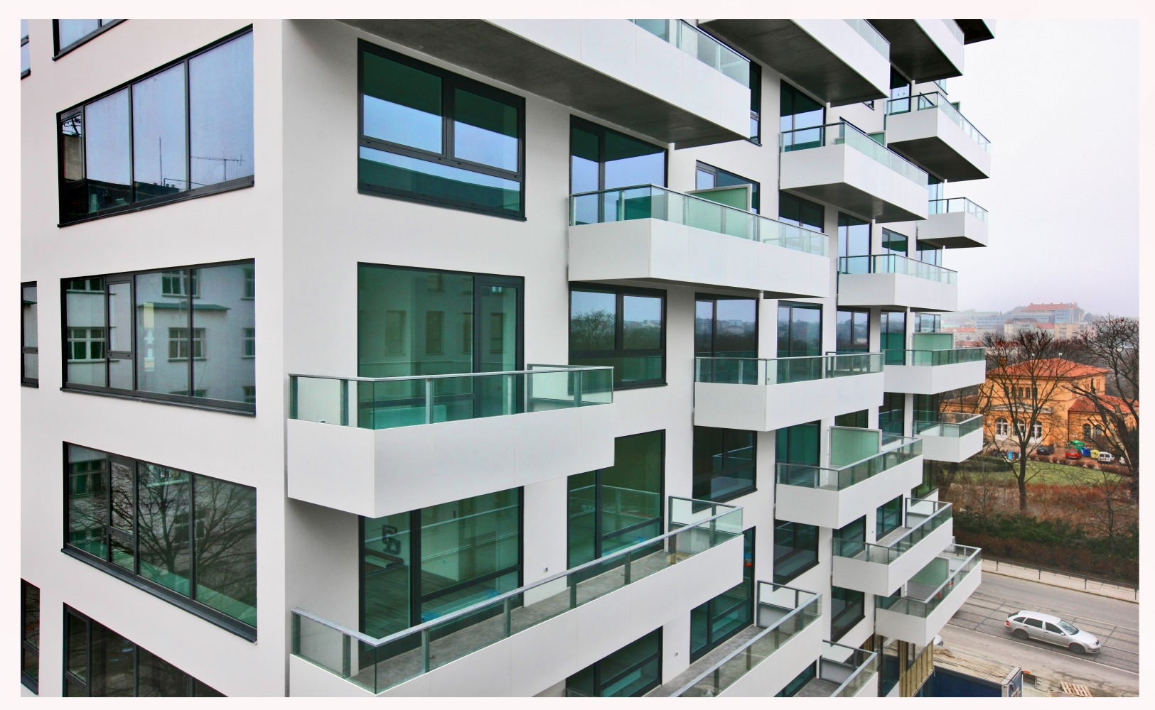 Začala sezóna teras. S&nbsp;těmihle vychytávkami to půjde rychleji!