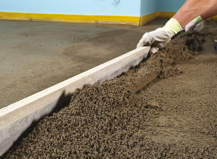 Aplikace cementového potěru